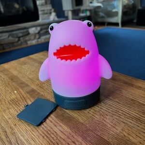 Lantern,Shark Outdoor Gear Finn the Shark 100 Lumen Battery Powered Firefly